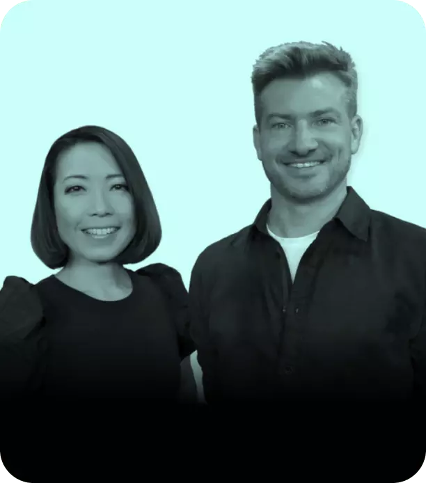 Image of the hosts of Trade live with IG